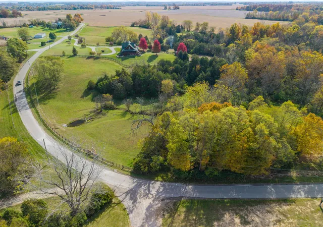 Photo 2 of Single family home for sale at 1129 Zimmerman Rd, Greenfield, OH 45123 | MLS# 226041024 | Listing updated on 2026-10-28