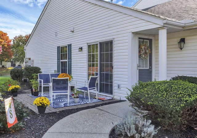 Photo 2 of Condo for sale at 5140 Aquila Dr, Canal Winchester, OH 43110 | MLS# 226041026 | Listing updated on 2026-10-29