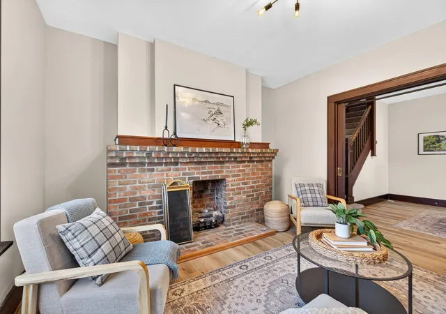 Photo 4 of Single family home for sale at 701 Siebert St, Columbus, OH 43206 | MLS# 226041039 | Listing updated on 2026-10-29