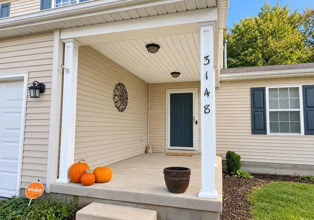 Photo 2 of Single family home for sale at 3148 Amberfield Dr, Columbus, OH 43232 | MLS# 226041076 | Listing updated on 2026-10-29