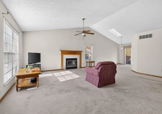 Photo 3 of Single family home for sale at 8194 Turret Dr, Blacklick, OH 43004 | MLS# 226041053 | Listing updated on 2026-10-28