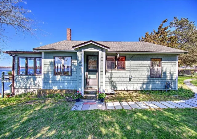 Photo 2 of Single family home for sale at 35 Hanson Rd, Barrington, RI 02806 | MLS# 1410968 | Listing updated on 2026-10-06