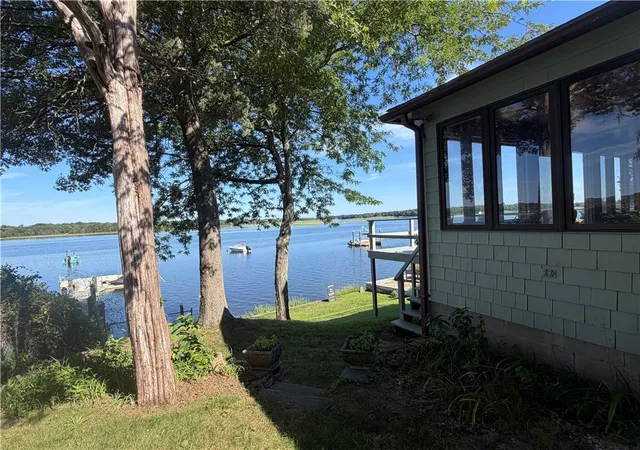 Photo 3 of Single family home for sale at 35 Hanson Rd, Barrington, RI 02806 | MLS# 1410968 | Listing updated on 2026-10-19