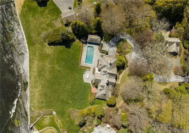 Photo 3 of Multi family home for sale at 515 Indian Ave, Middletown, RI 02842 | MLS# 1411471 | Listing updated on 2026-09-02