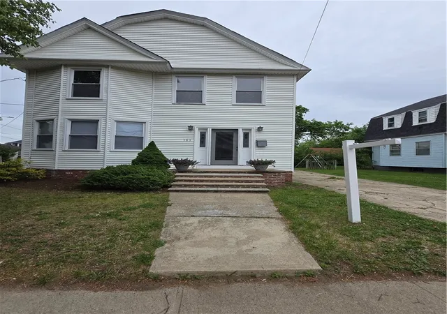 Photo 3 of Single family home for sale at 105 Park Ave, Cranston, RI 02905 | MLS# 1413337 | Listing updated on 2026-09-09