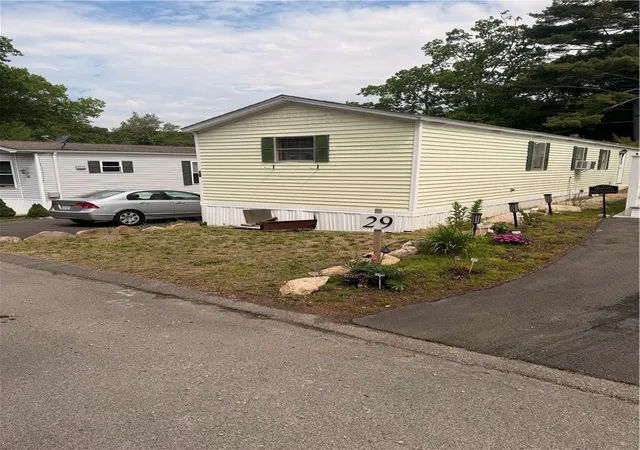 Photo 3 of Single family home for sale at 31 Foxtrot Dr, Charlestown, RI 02813 | MLS# 1414816 | Listing updated on 2026-09-07