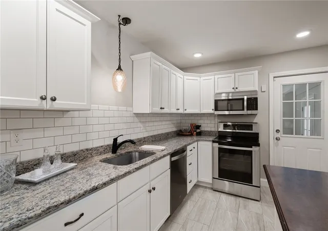 Photo 3 of Sale Pending at 380 Woodward Ave, Seekonk, MA 02771 | MLS# 1415223 | Listing updated on 2026-09-18