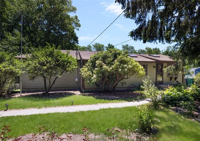 Photo 1 of Single family home for sale at 456 Rockland Rd, North Scituate, RI 02857 | MLS# 1415434 | Listing updated on 2026-09-07