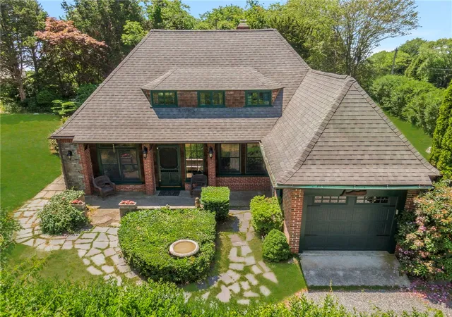 Photo 4 of Single family home for sale at 345 Highland Dr, Jamestown, RI 02835 | MLS# 1412535 | Listing updated on 2026-09-10