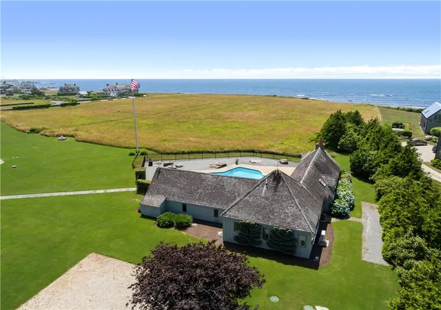 Photo 1 of Single family home for sale at 43 Bailey's Ledge Rd, Little Compton, RI 02837 | MLS# 1416042 | Listing updated on 2026-09-02