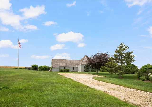 Photo 3 of Single family home for sale at 43 Bailey's Ledge Rd, Little Compton, RI 02837 | MLS# 1416042 | Listing updated on 2026-09-02