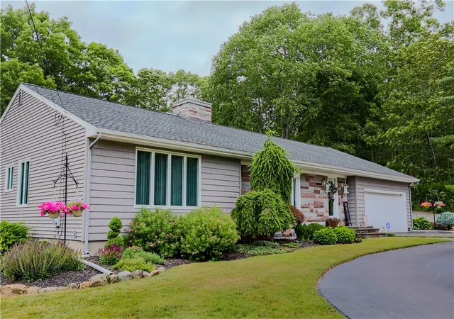 Photo 2 of Single family home for sale at 42 Elmdale Ave, Johnston, RI 02919 | MLS# 1416101 | Listing updated on 2026-09-13
