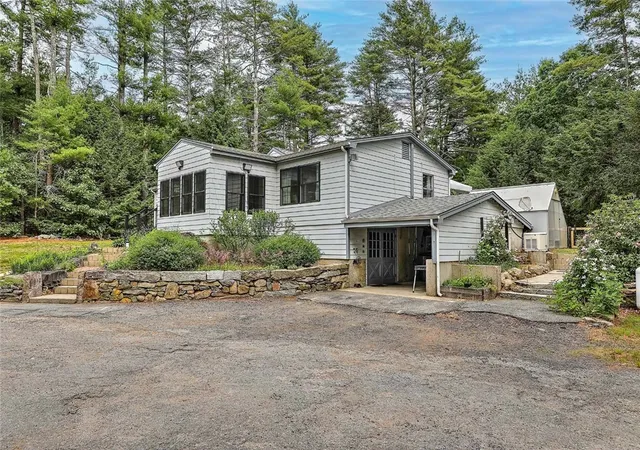 Photo 3 of Sale Pending at 89 Skunk Hl Rd, Hope Valley, RI 02832 | MLS# 1416076 | Listing updated on 2026-09-13