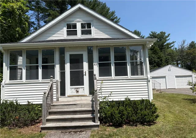 Photo 1 of Single family home for sale at 52 Carpenter St, Seekonk, MA 02771 | MLS# 1416212 | Listing updated on 2026-09-13