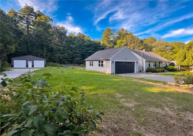 Photo 2 of Single family home for sale at 1070 Tarkiln Rd, Harrisville, RI 02830 | MLS# 1416391 | Listing updated on 2026-09-24