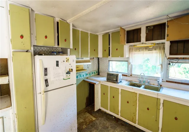 Photo 3 of Single family home for sale at 53 Maplewood Dr, Mapleville, RI 02839 | MLS# 1409516 | Listing updated on 2026-09-12