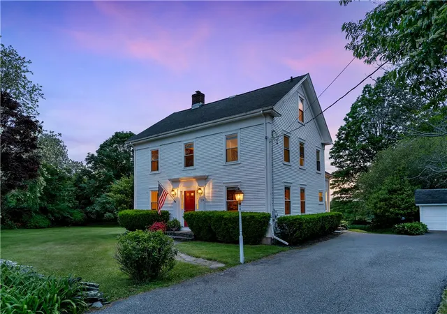 Photo 2 of Single family home for sale at 279 Jepson Ln, Portsmouth, RI 02871 | MLS# 1417208 | Listing updated on 2026-10-01