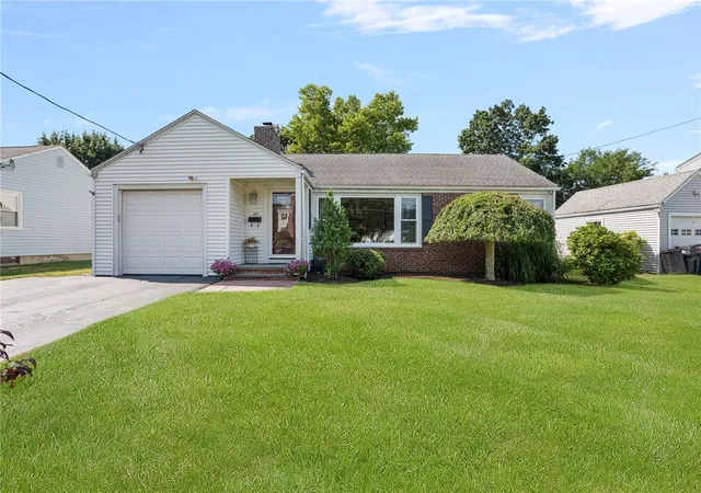 Photo 1 of Sale Pending at 165 Garden City Dr, Cranston, RI 02920 | MLS# 1417737 | Listing updated on 2026-08-31