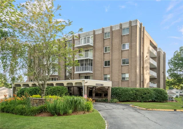 Photo 3 of Sale Pending at 200 Hoffman Ave #402, Cranston, RI 02920 | MLS# 1417742 | Listing updated on 2026-09-10