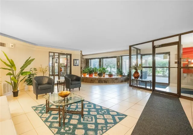 Photo 4 of Sale Pending at 200 Hoffman Ave #402, Cranston, RI 02920 | MLS# 1417742 | Listing updated on 2026-09-10