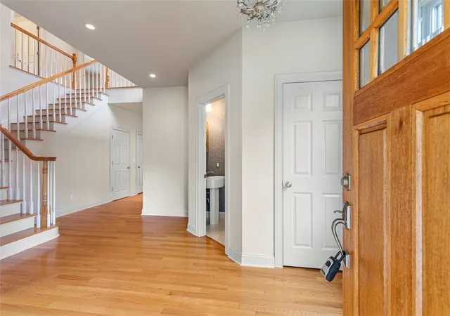 Photo 3 of Single family home for sale at 406 Blackstone Blvd, Providence, RI 02906 | MLS# 1418052 | Listing updated on 2026-09-12