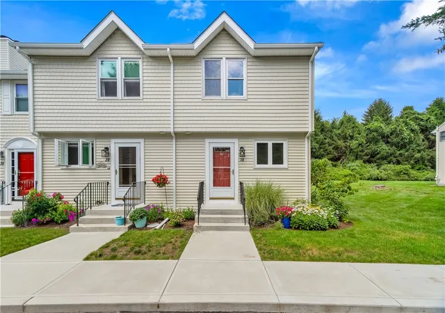 Photo 2 of Condo for sale at 30 Noel Ct, Wakefield, RI 02879 | MLS# 1418590 | Listing updated on 2026-10-07