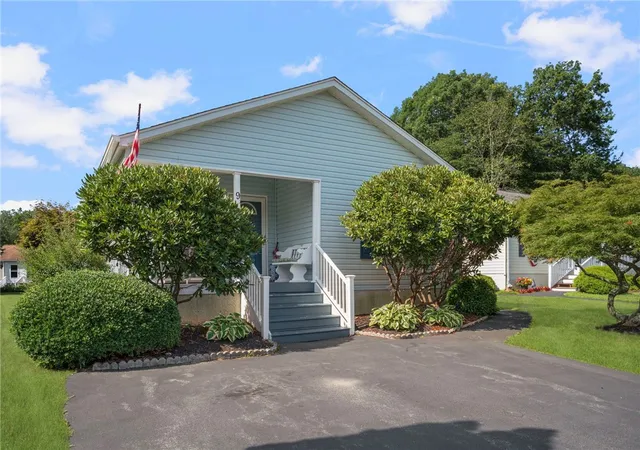 Photo 3 of Single family home for sale at 9 Mockingbird Ln, Tiverton, RI 02878 | MLS# 1418582 | Listing updated on 2026-09-11