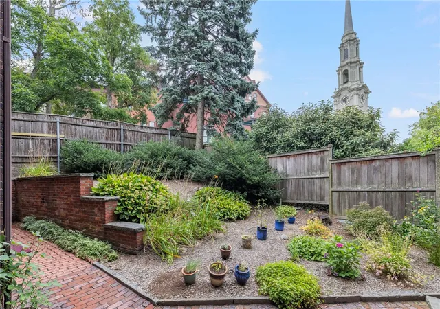 Photo 3 of Condo for sale at 283 Benefit St #E, Providence, RI 02903 | MLS# 1418386 | Listing updated on 2026-09-13