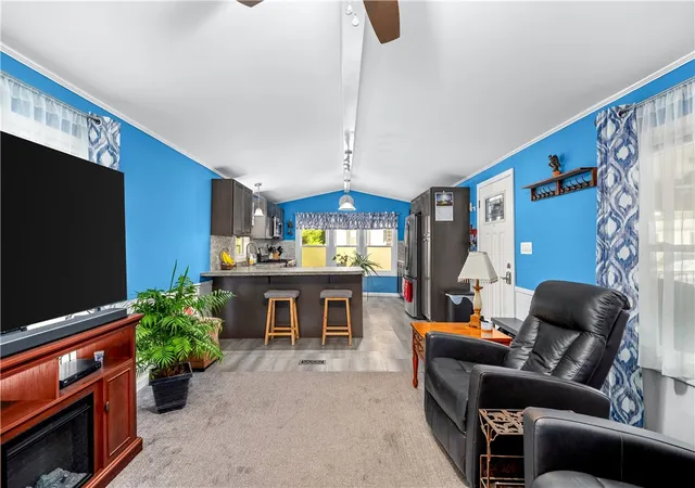 Photo 4 of Single family home for sale at 464 Gardiner Rd, West Kingston, RI 02892 | MLS# 1418756 | Listing updated on 2026-09-13
