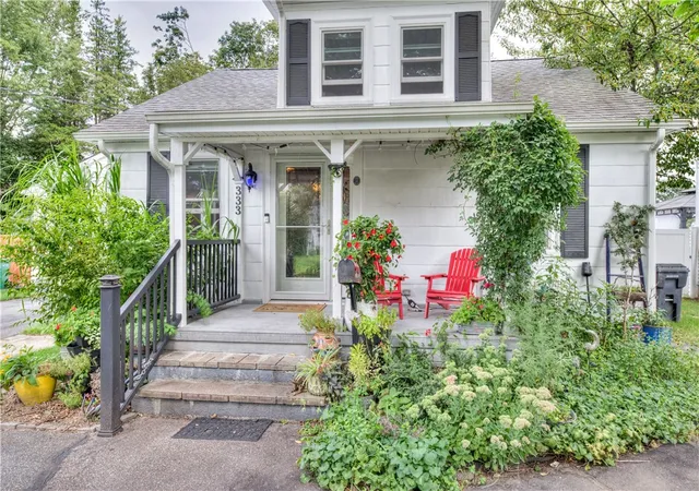 Photo 2 of Sale Pending at 333 Greenwood Ave, Warwick, RI 02886 | MLS# 1410922 | Listing updated on 2026-09-30