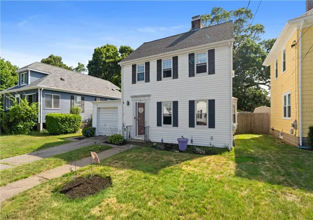 Photo 1 of Single family home for sale at 33 Linden Ave, Rumford, RI 02916 | MLS# 1417675 | Listing updated on 2026-09-08