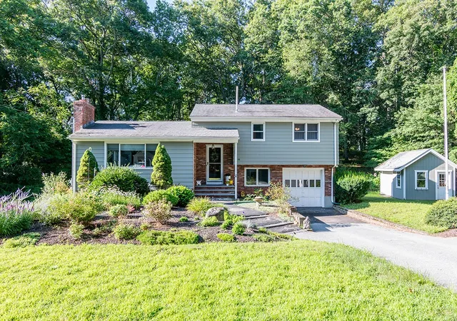 Photo 1 of Sale Pending at 26 High St, North Kingstown, RI 02852 | MLS# 1418870 | Listing updated on 2026-09-22