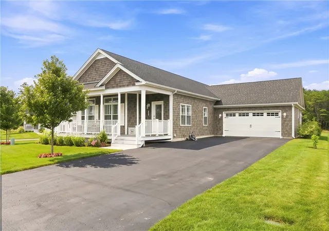 Condo for sale at 460 Sand Plains Trl, Wakefield, RI 02879 | MLS# 1418977