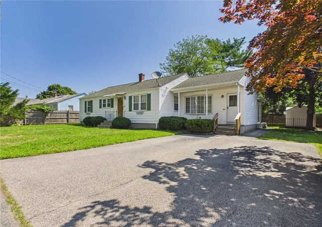 Photo 3 of Sale Pending at 66 Shand Ave, Warwick, RI 02889 | MLS# 1419121 | Listing updated on 2026-09-01