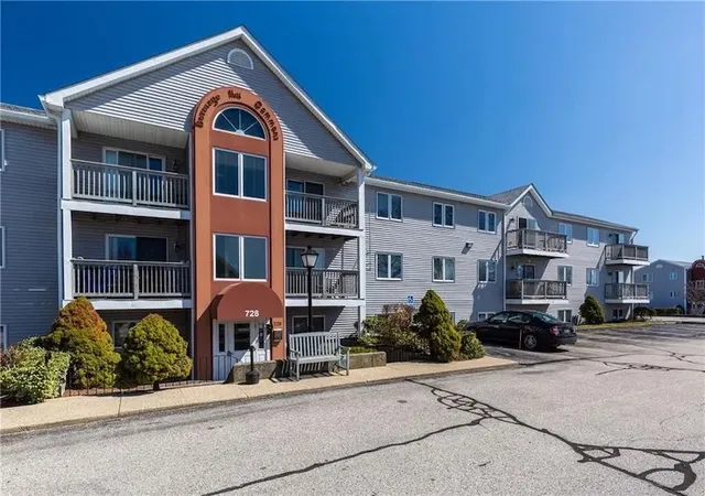 Photo 3 of Sale Pending at 728 Beverage Hl Ave #26, Pawtucket, RI 02861 | MLS# 1419098 | Listing updated on 2026-09-27