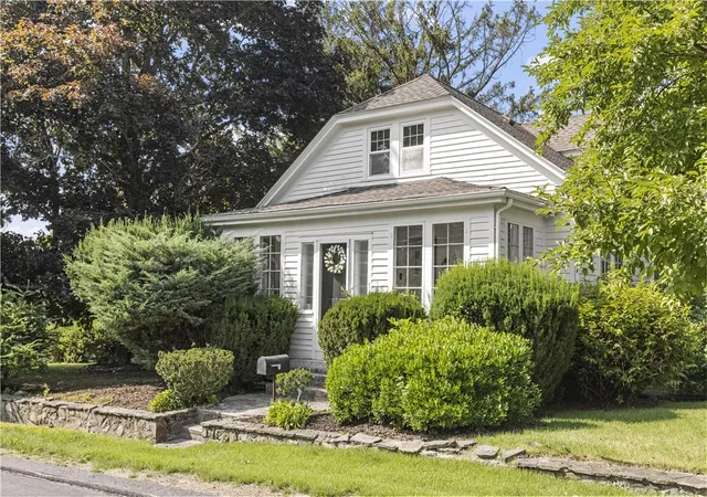 Photo 1 of Single family home for sale at 90 Hilltop Rd, East Providence, RI 02914 | MLS# 1418793 | Listing updated on 2026-09-13