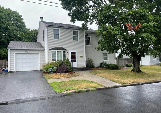 Photo 1 of Single family home for sale at 210 Pinecrest Dr, Pawtucket, RI 02861 | MLS# 1419226 | Listing updated on 2026-09-13