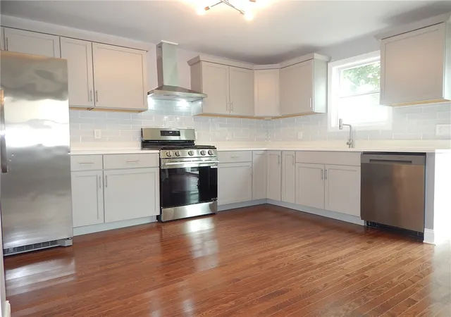 Photo 1 of Single family home for sale at 52 Hillwood St, Cranston, RI 02920 | MLS# 1419213 | Listing updated on 2026-09-08