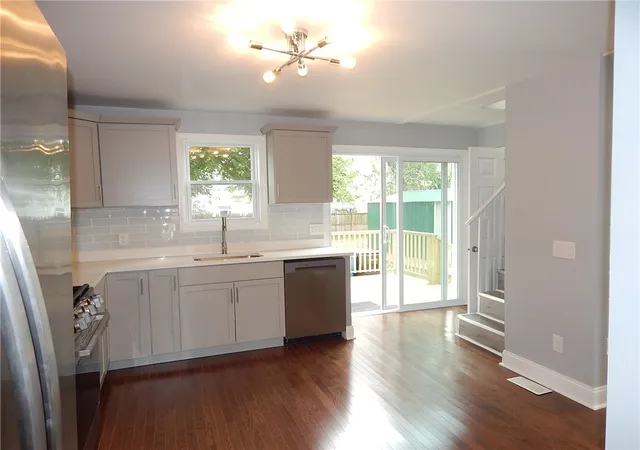 Photo 3 of Single family home for sale at 52 Hillwood St, Cranston, RI 02920 | MLS# 1419213 | Listing updated on 2026-10-03