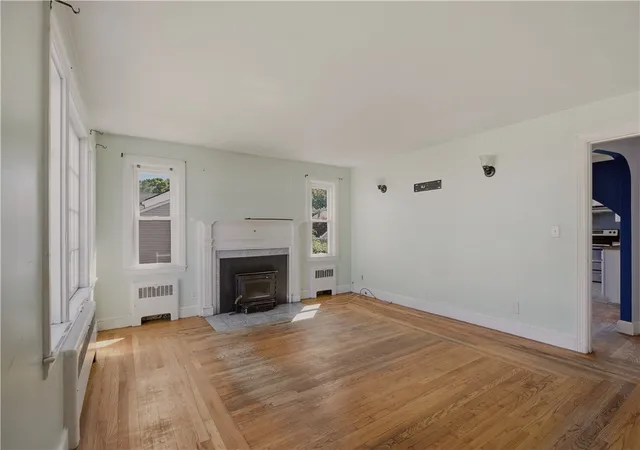 Photo 3 of Single family home for sale at 26 W Lawn Ave, Pawtucket, RI 02860 | MLS# 1419174 | Listing updated on 2026-09-14