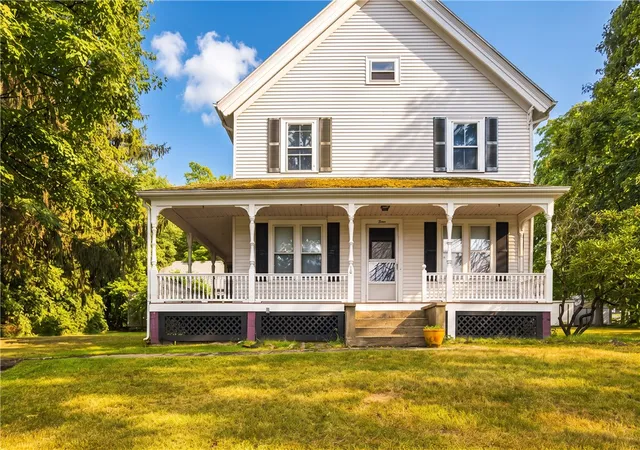 Photo 2 of Single family home for sale at 3 Whipple Ave, Smithfield, RI 02917 | MLS# 1419316 | Listing updated on 2026-09-14