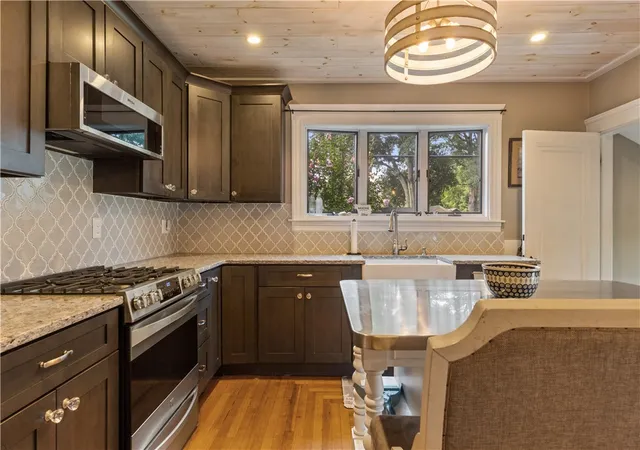 Photo 4 of Single family home for sale at 59 Oswald St, Pawtucket, RI 02861 | MLS# 1419350 | Listing updated on 2026-10-05