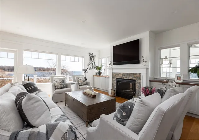 Photo 3 of Single family home for sale at 02 Highland Woods Dr, East Greenwich, RI 02818 | MLS# 1419392 | Listing updated on 2026-09-14