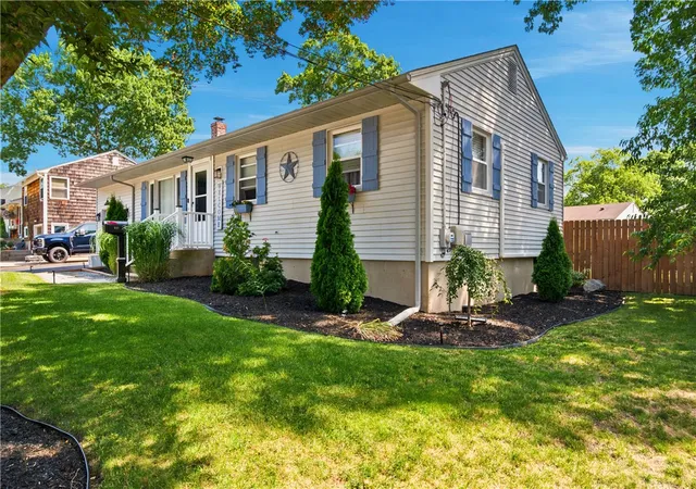Photo 3 of Single family home for sale at 121 Columbia Ave, Coventry, RI 02816 | MLS# 1419417 | Listing updated on 2026-09-22