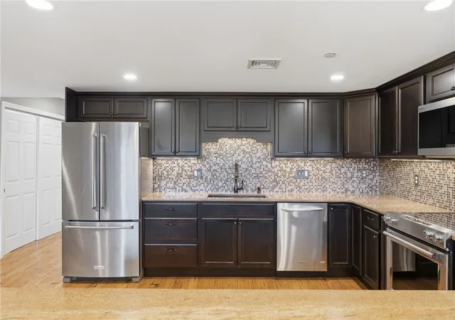 Photo 4 of Sale Pending at 1 Tupperware Dr #237, North Smithfield, RI 02896 | MLS# 1419189 | Listing updated on 2026-09-23