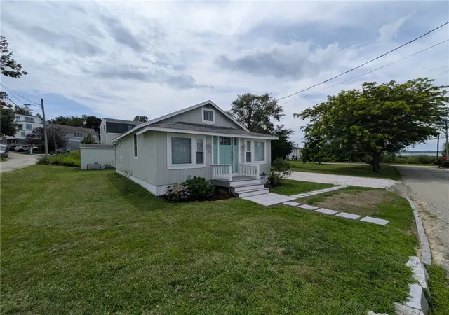 Photo 3 of Single family home for sale at 15 N Water St, Portsmouth, RI 02871 | MLS# 1419487 | Listing updated on 2026-10-03