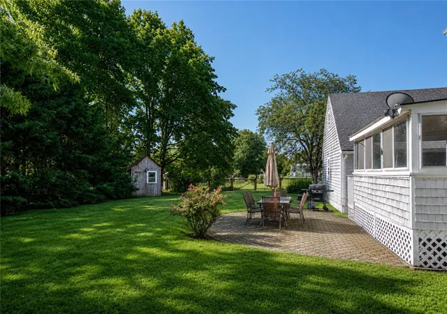 Photo 3 of Sale Pending at 5 Barton Ln, Middletown, RI 02842 | MLS# 1419469 | Listing updated on 2026-09-07