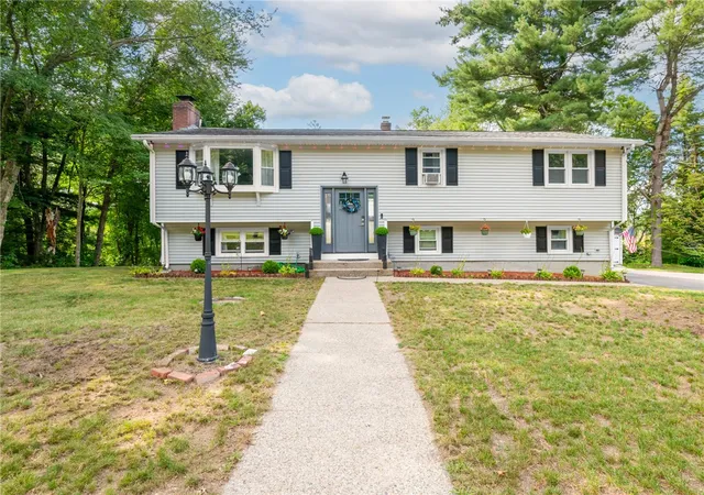 Photo 1 of Single family home for sale at 199 Greenville Rd, North Smithfield, RI 02896 | MLS# 1419598 | Listing updated on 2026-10-02