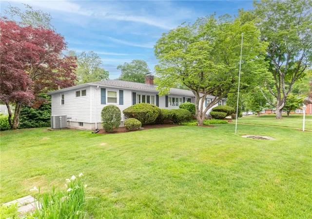 Photo 3 of Single family home for sale at 80 Birchwood Way, East Greenwich, RI 02818 | MLS# 1419617 | Listing updated on 2026-08-31