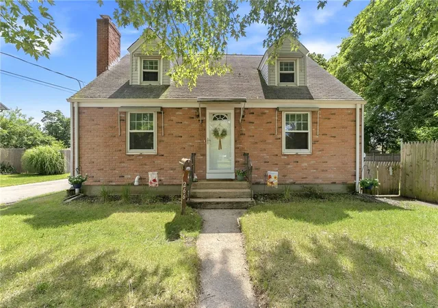 Photo 1 of Sale Pending at 266 Morse Ave, Warwick, RI 02886 | MLS# 1419490 | Listing updated on 2026-09-09